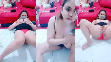 Cewek Gemoy Semok Pamer Dada Di Live Show Viral