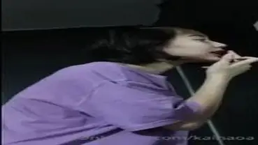 Gadis Cantik Pasrah Goyang Kasur Tidur Siang