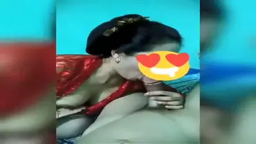 Tante Pengen Nyepong Habis Kondangan Kamar Kost